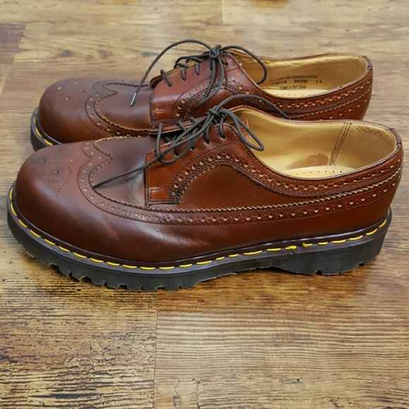 SOLD Dr. Martens Leather Oxfords - Picture 4 of 8